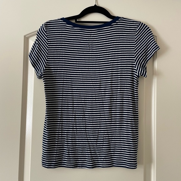 American Eagle soft & sexy blue and white striped baby tee size small - Picture 3 of 6